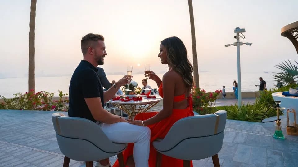 Inside Burj Al Arab Tour including Signature Beverage - Image 1